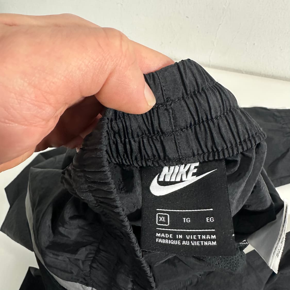 우먼XL 나이키 블랙 사이드라인 나일론 조거팬츠 상품이미지4
