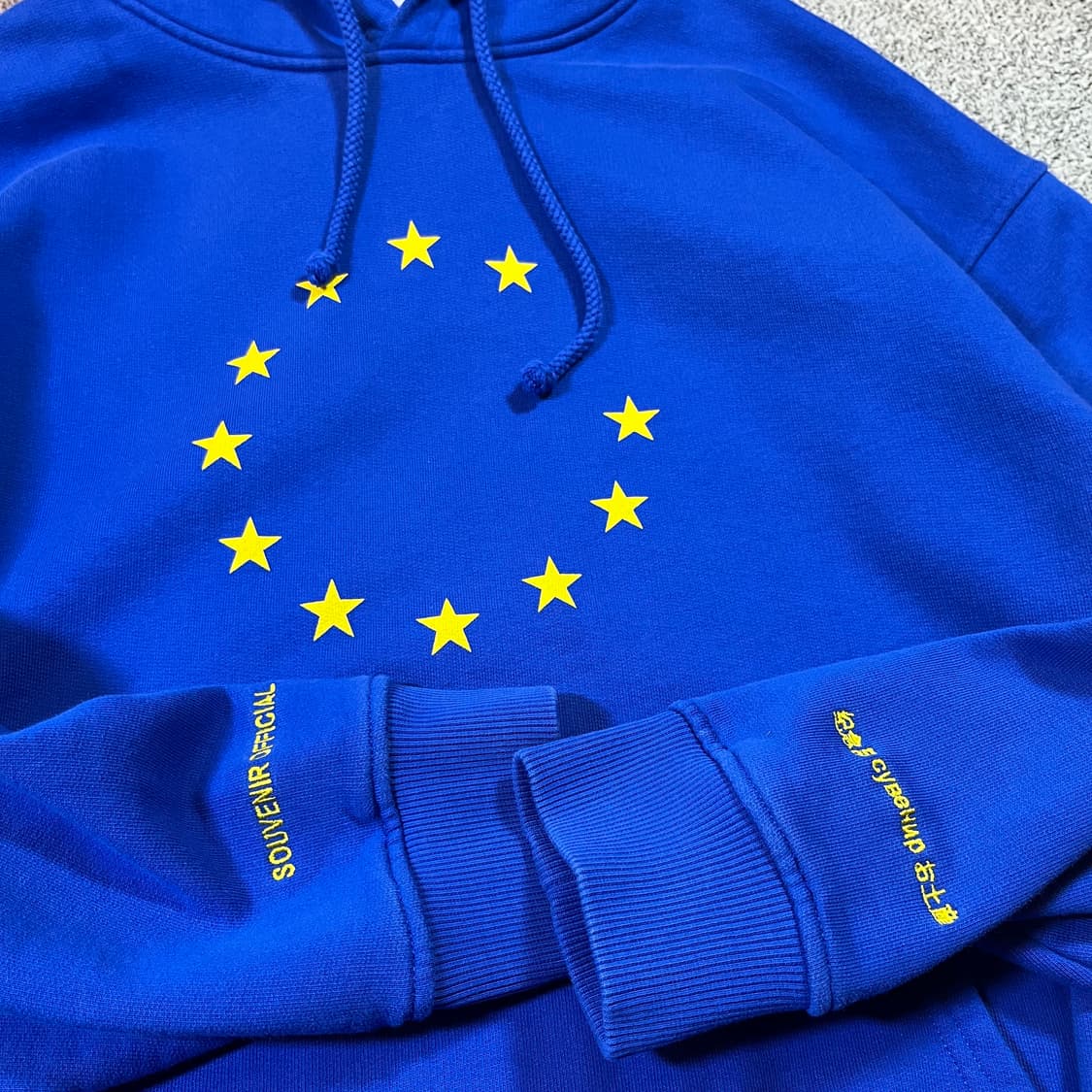 수베니어 오피셜 유니파이 후드티 블루 상품이미지2