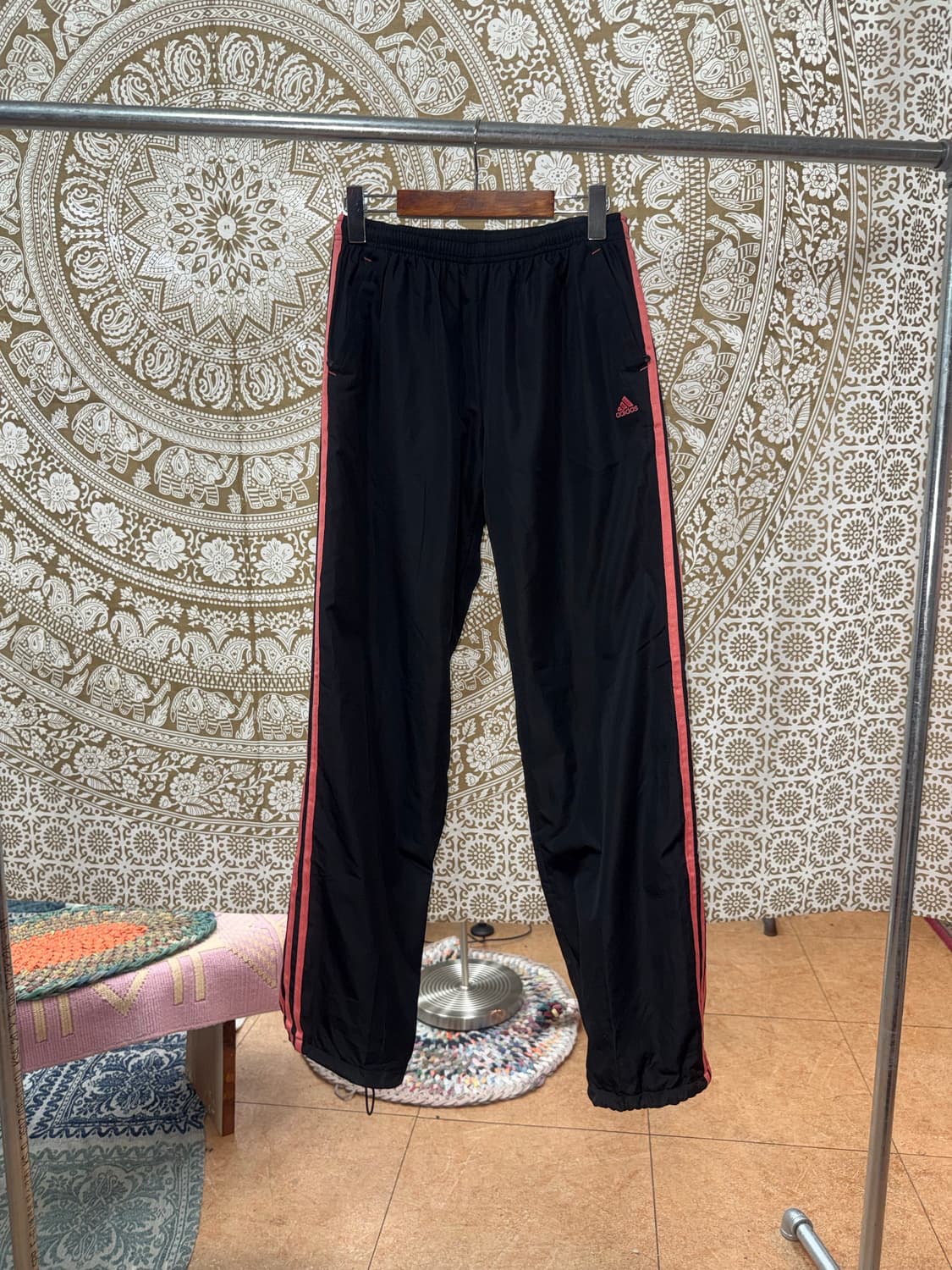 아디다스 여성 나일론 밴딩 트랙팬츠  상품이미지3