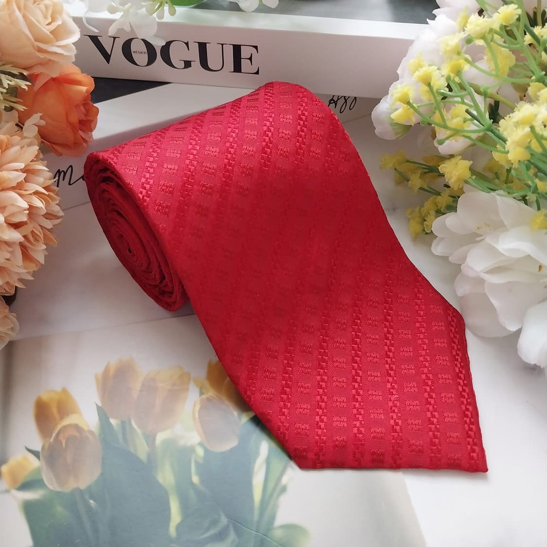 니나리치 실크 레드 텍스처드 넥타이 9cm A+등급 K1581
 상품이미지2