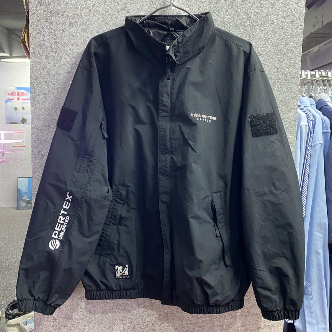 디스이즈네버댓 스몰로고 블랙 트랙자켓 B3840 상품이미지2