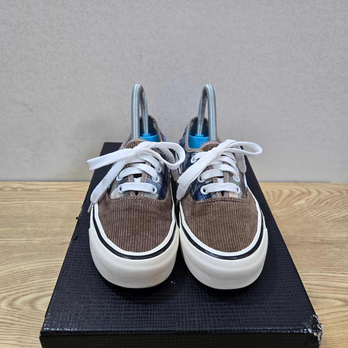 235 반스 애너하임 44DX 어센틱 코듀로이 상품이미지2