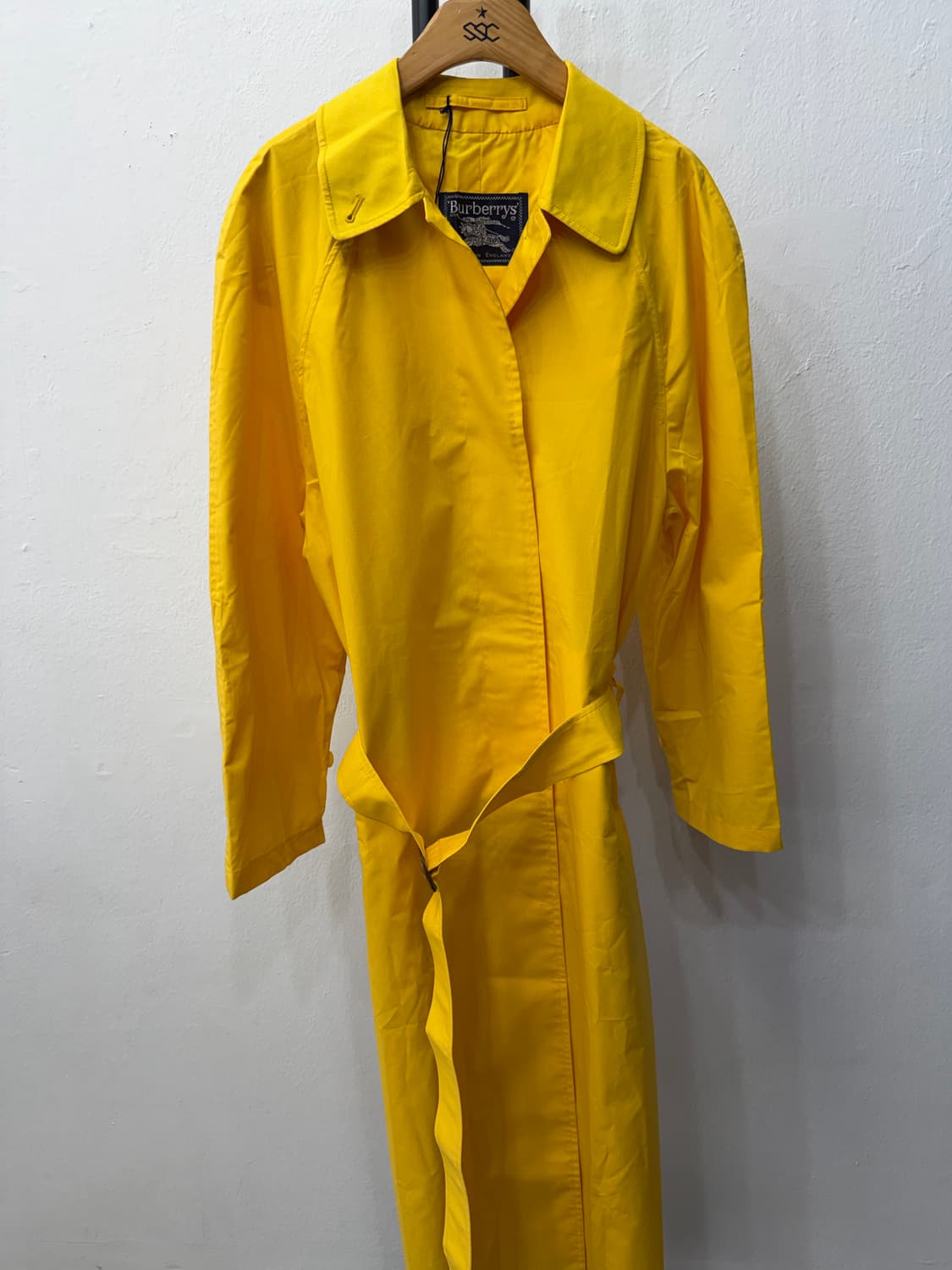 새제품) 버버리 정품 여성 옐로우 트렌치코트 8(66) 상품이미지1