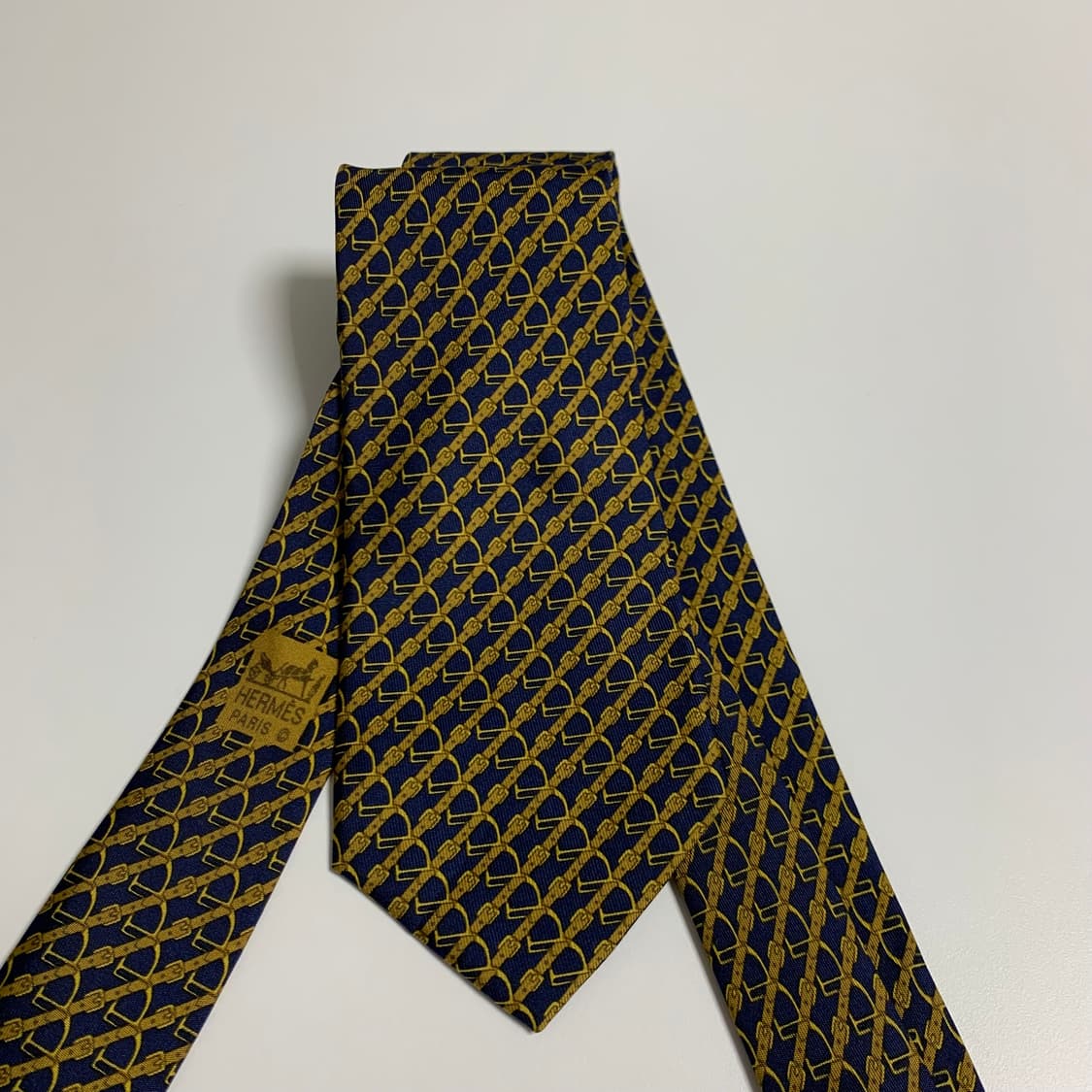 에르메스(HERMES) 기하학적패턴 명품넥타이 A+등급 상품이미지10