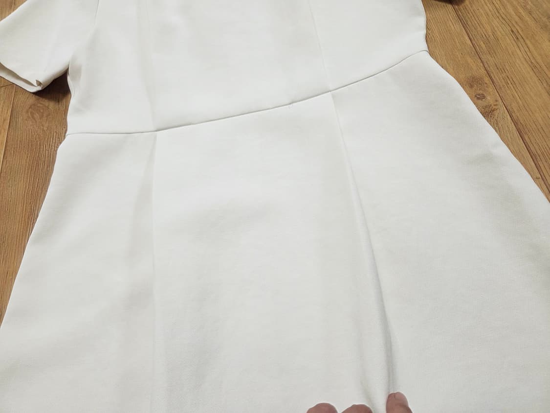 스프링크로커스(springcrocus) 핀턱 원피스 프리사이즈 새상품 상품이미지4