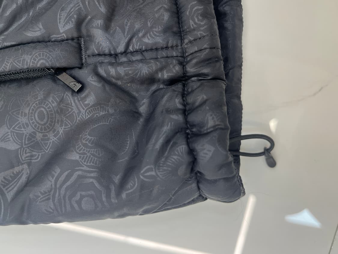 노스페이스 블랙 퍼플 자수로고 페이즐리 플라워패턴(90) 상품이미지5