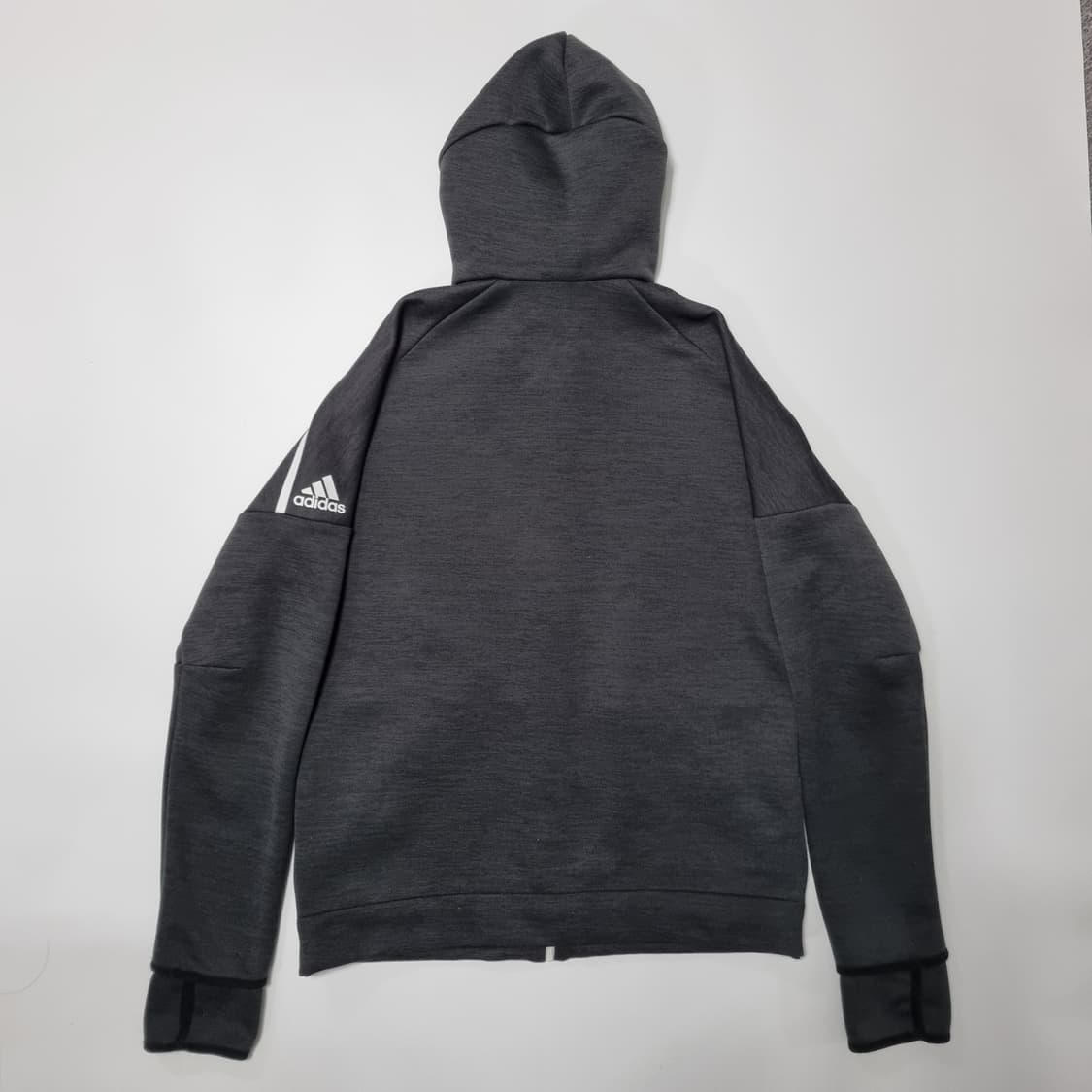 아디다스 유벤투스 후드 자켓 상품이미지2