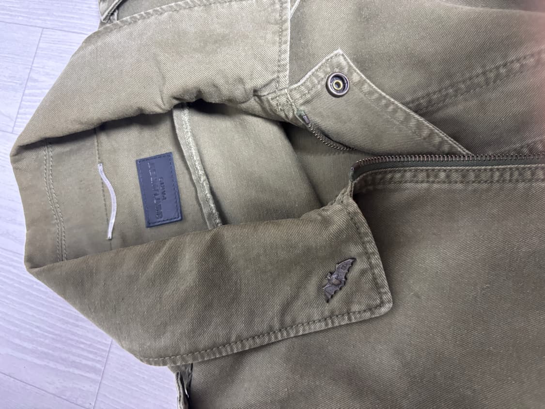 Saint Laurent bat pin aviator jacket 카키  상품이미지3