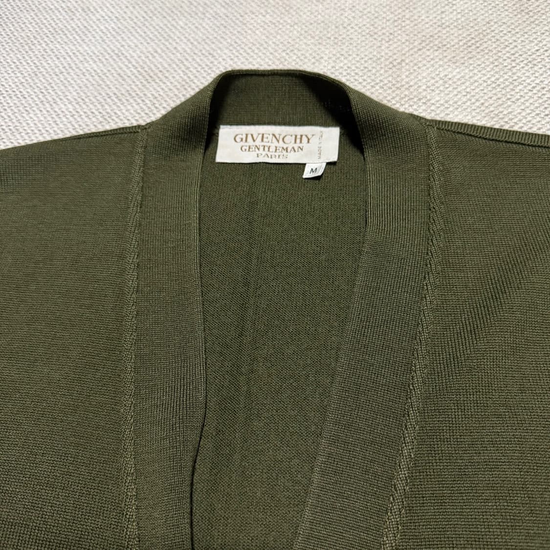 지방시 니트 가디건 조끼 상품이미지2