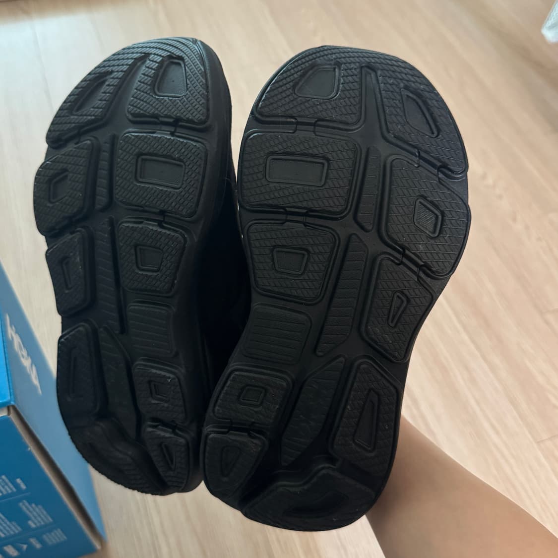 호카 본디9 와이드 여성 230 상품이미지3