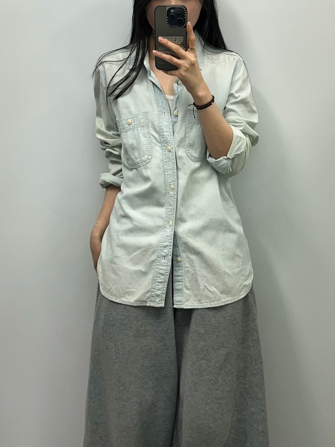 칼하트 포켓 연청 워싱 데님 셔츠 상품이미지1