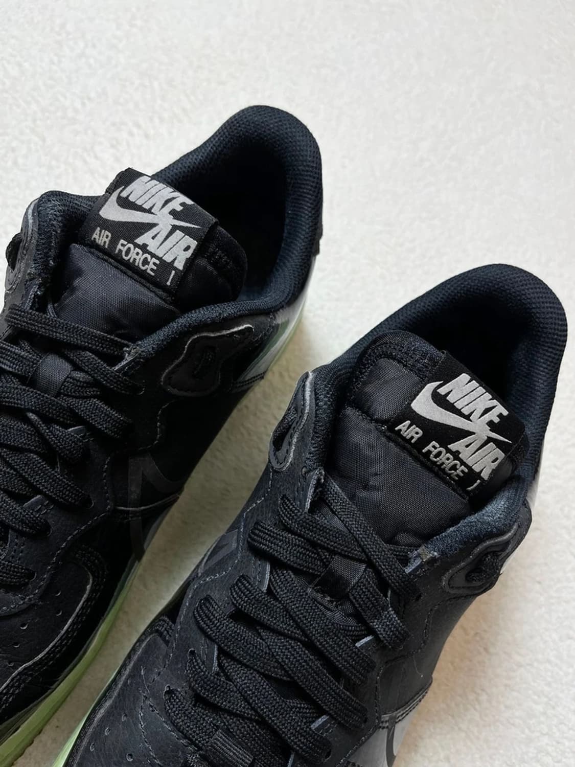 나이키 에어 포스 1 리액트 LV8 베얼리 스니커즈 A1883 상품이미지3