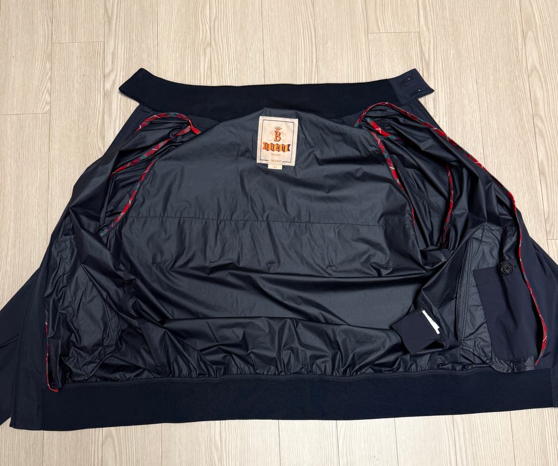 바라쿠타 G9 올블랙 윈드 브레이커 XL 상품이미지9