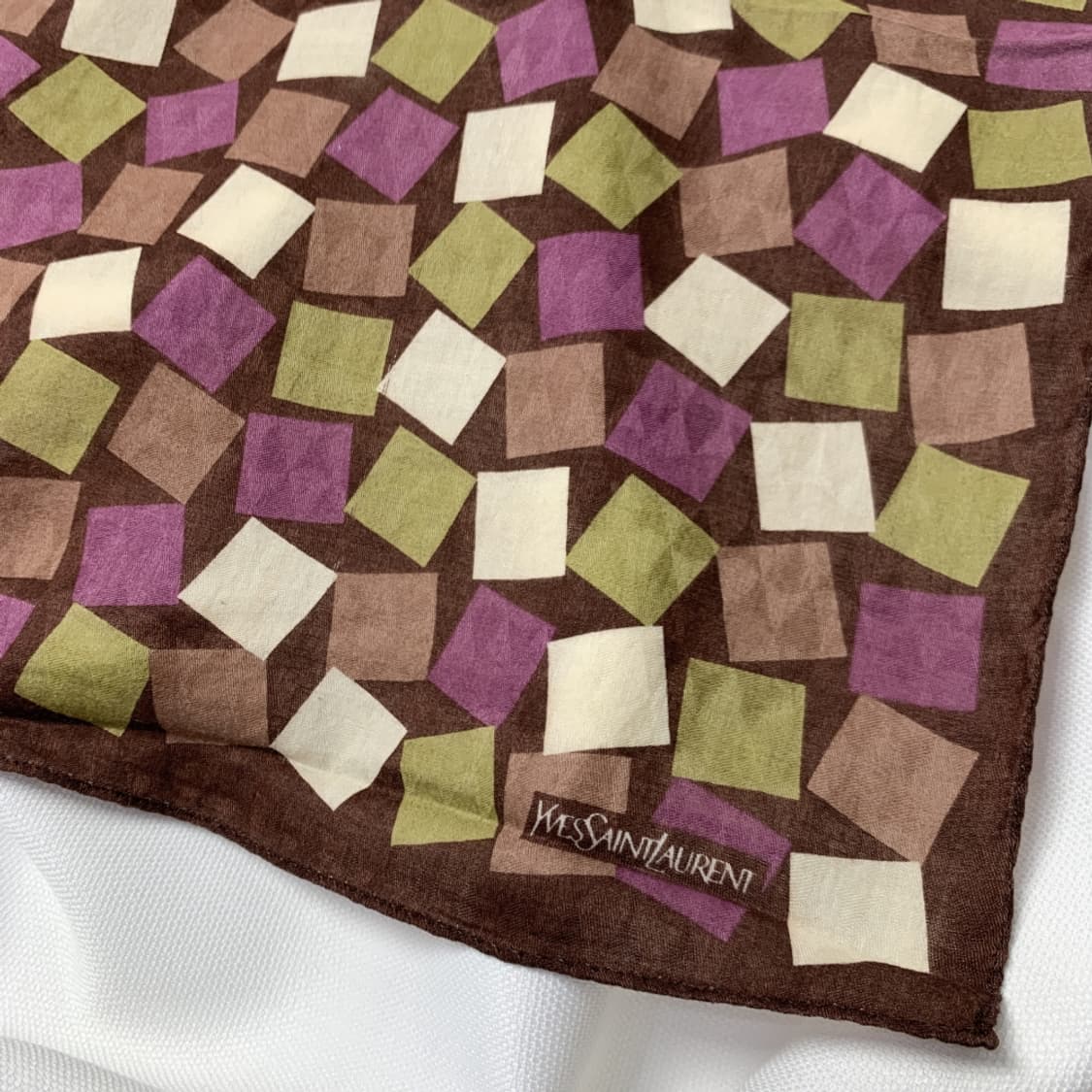 [정품] YSL 입생로랑 패턴 빈티지 쁘띠스카프 손수건 상품이미지2