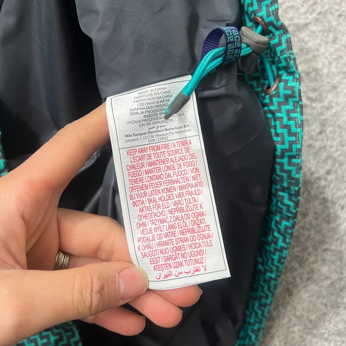 [105] 나이키 acg 바람막이 자켓 상품이미지4