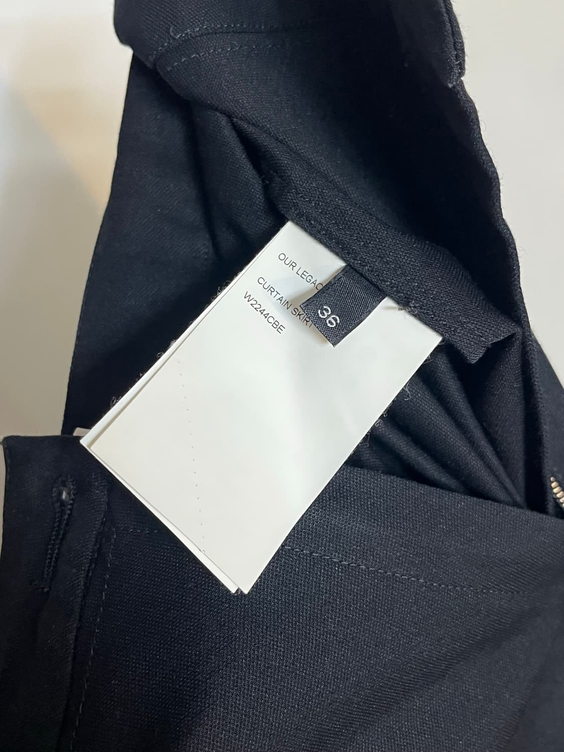 아워레가시 블랙 커튼 미디 스커트 36 상품이미지7