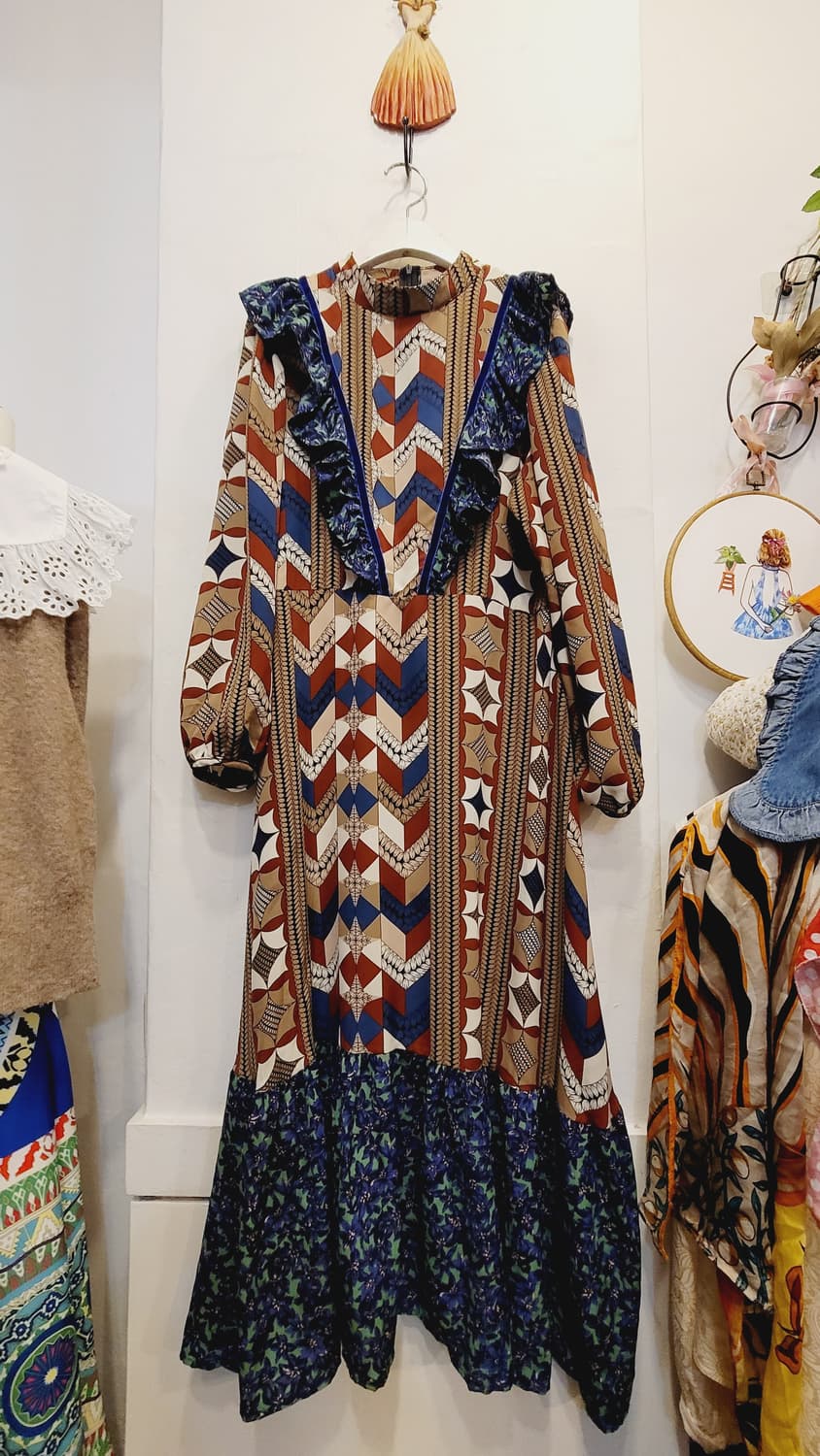 마크제이콥스 언발 니트베스트. 에스닉 프릴 원피스 상품이미지10