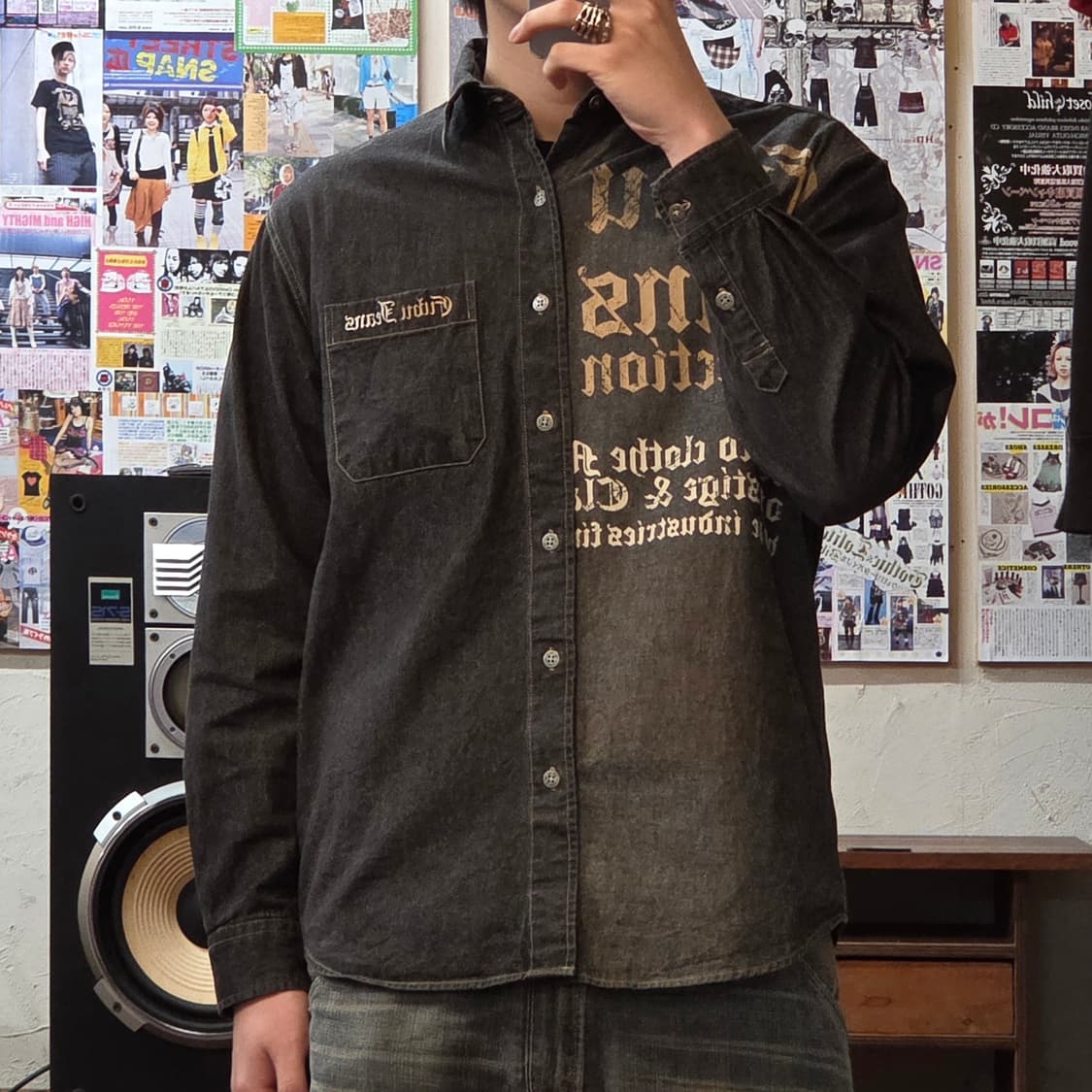 후부 레터링 프린팅 배색 데님 셔츠 상품이미지2