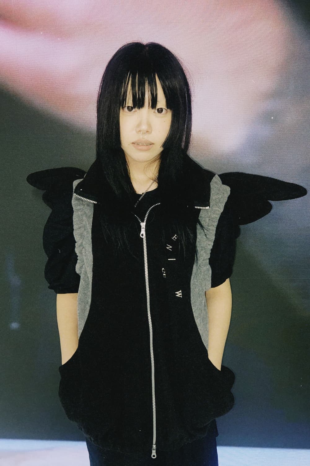 VeniceW wing best newjeans 뉴진스 상품이미지1