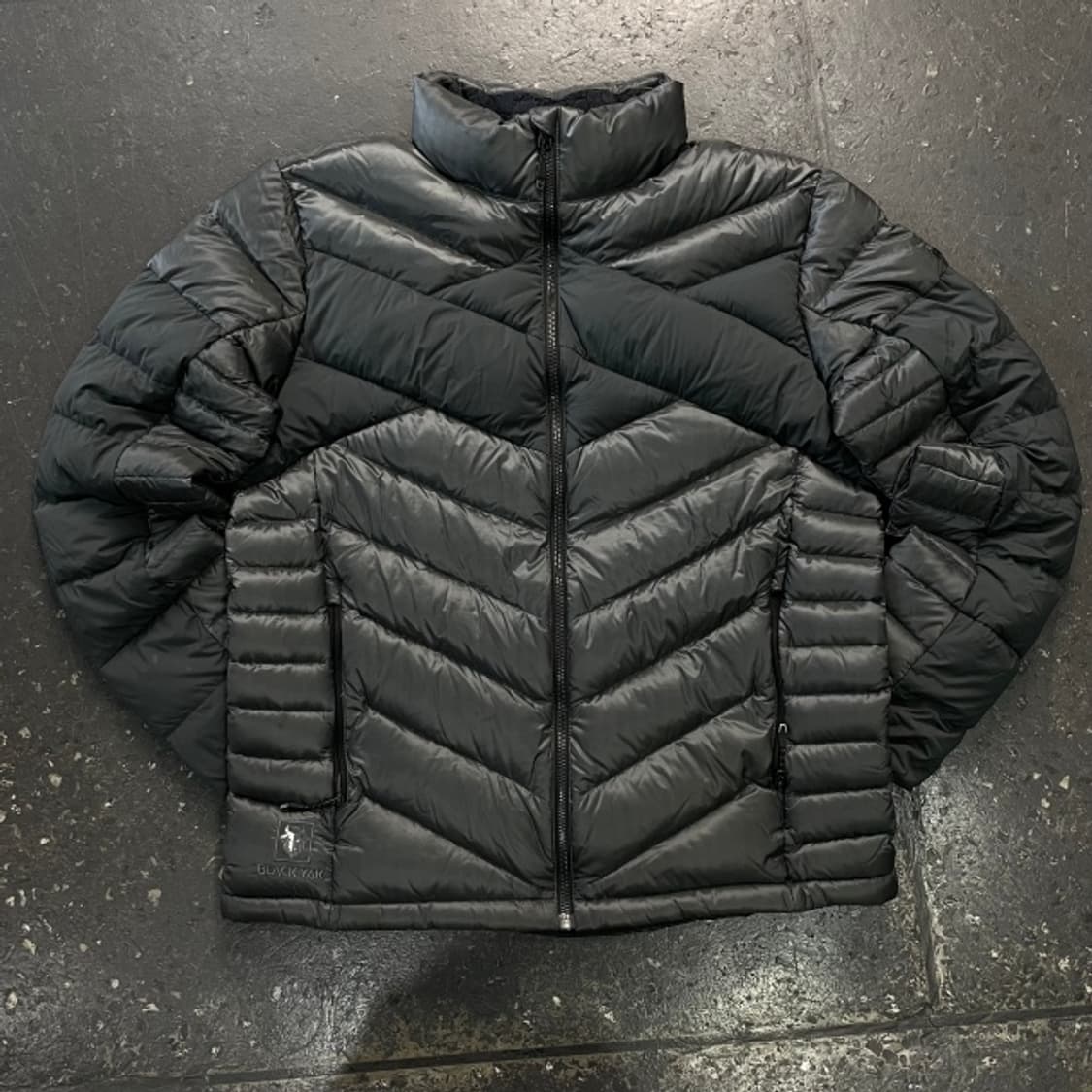 105 블랙야크 경량패딩 상품이미지1