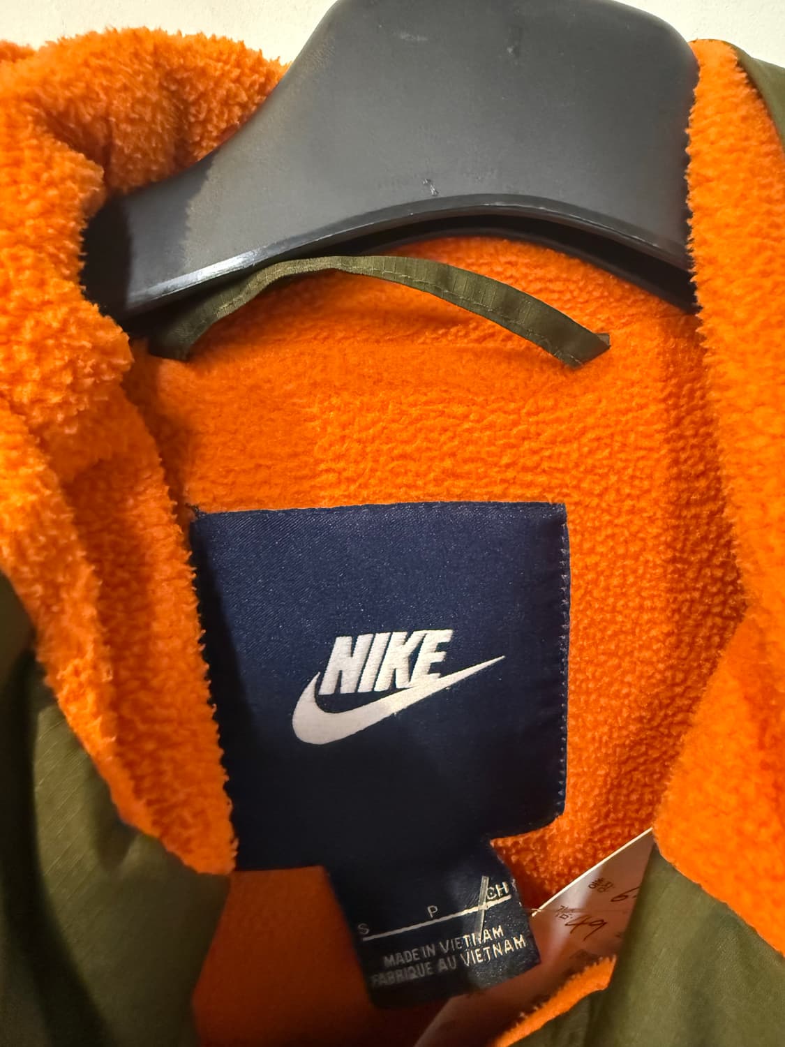 나이키 카키 기모자켓 상품이미지3