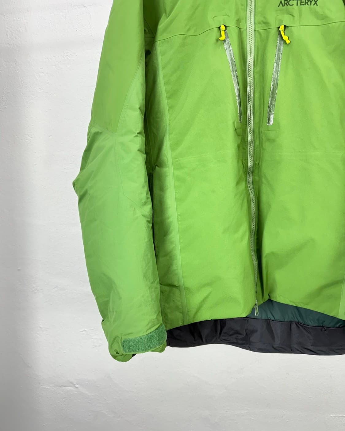 아크테릭스 피션 sv 그린 고어텍스 헤비웨이 자켓 상품이미지5