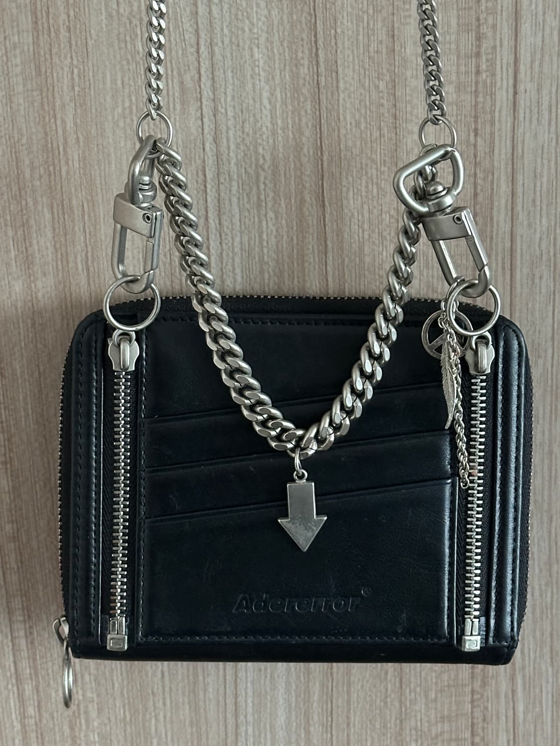 아더에러 체인 크로스 지갑 상품이미지4