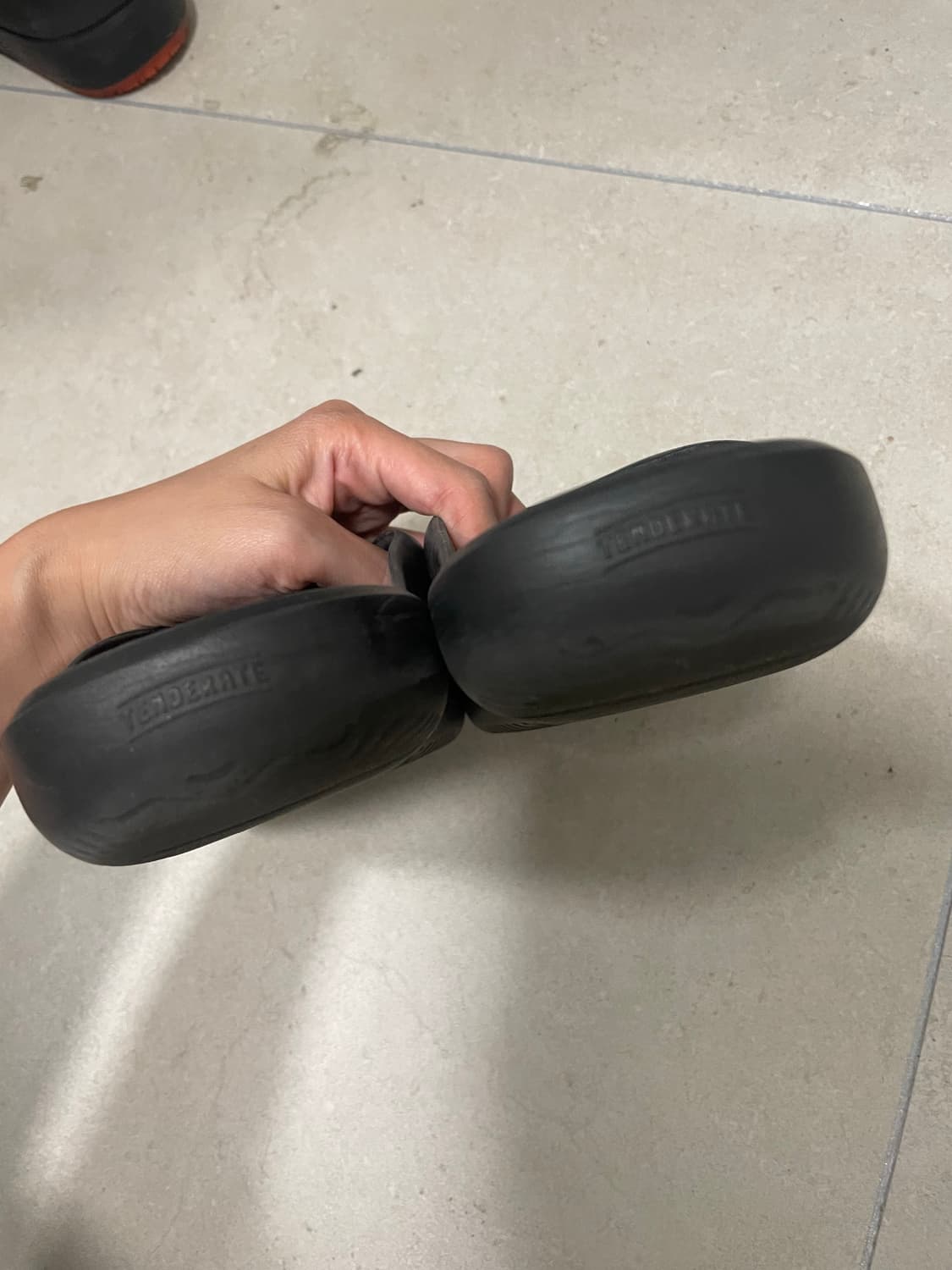 뉴발란스 토앤토 쪼리 블랙 s 상품이미지2