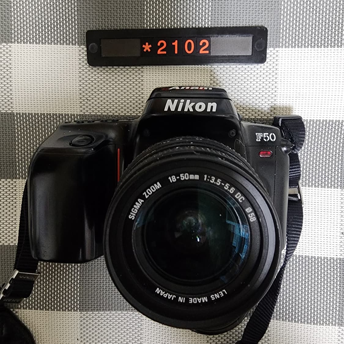 니콘 F 50 필름카메라 18-50미리 줌렌즈 상품이미지1