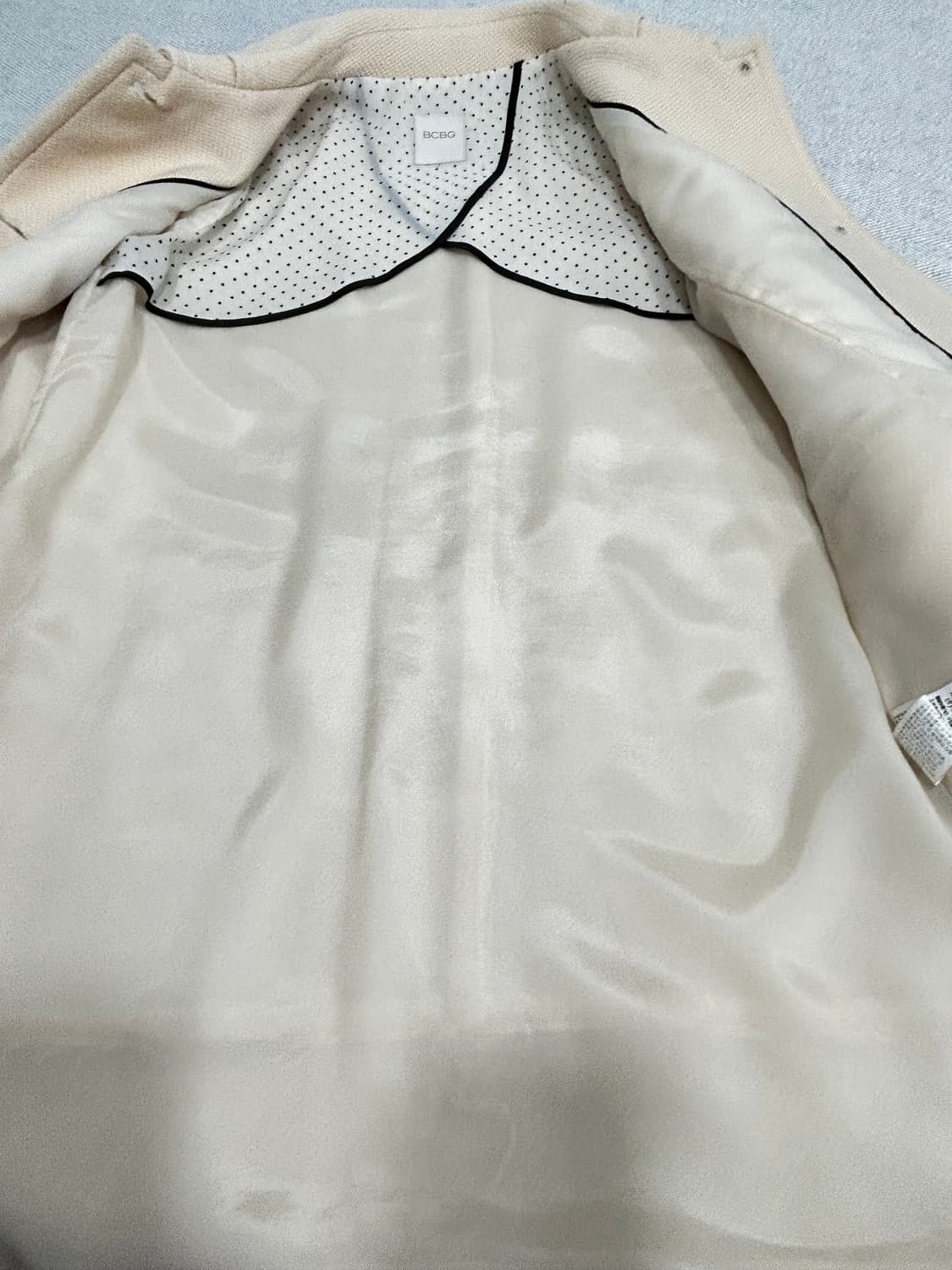 BCBG 울 100% 아이보리 코트 66 모리걸 러블리룩 상품이미지8