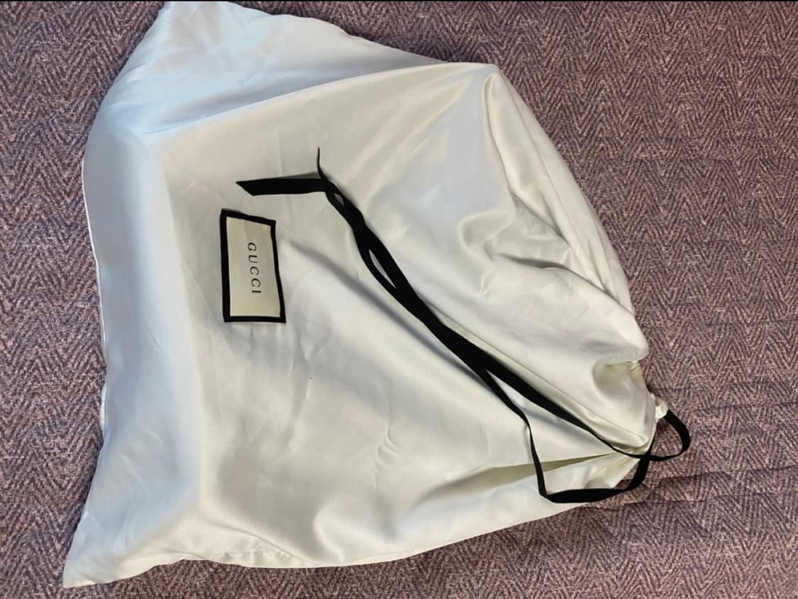 구찌 GG 벨벳 버킷백 네이비 상품이미지6