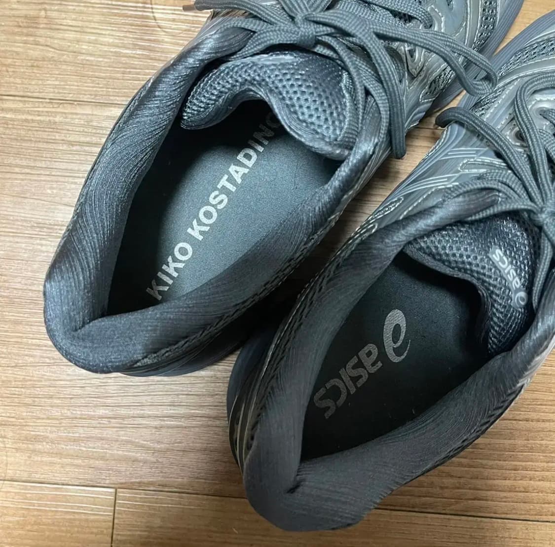 아식스X키코 코스타디노브 젤코리카 그레이 상품이미지4