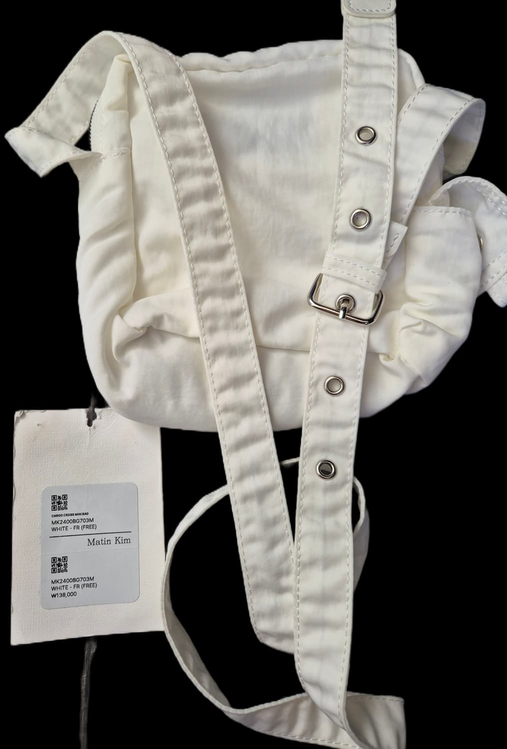 마뗑킴 카고 크로스 미니백 화이트 상품이미지4