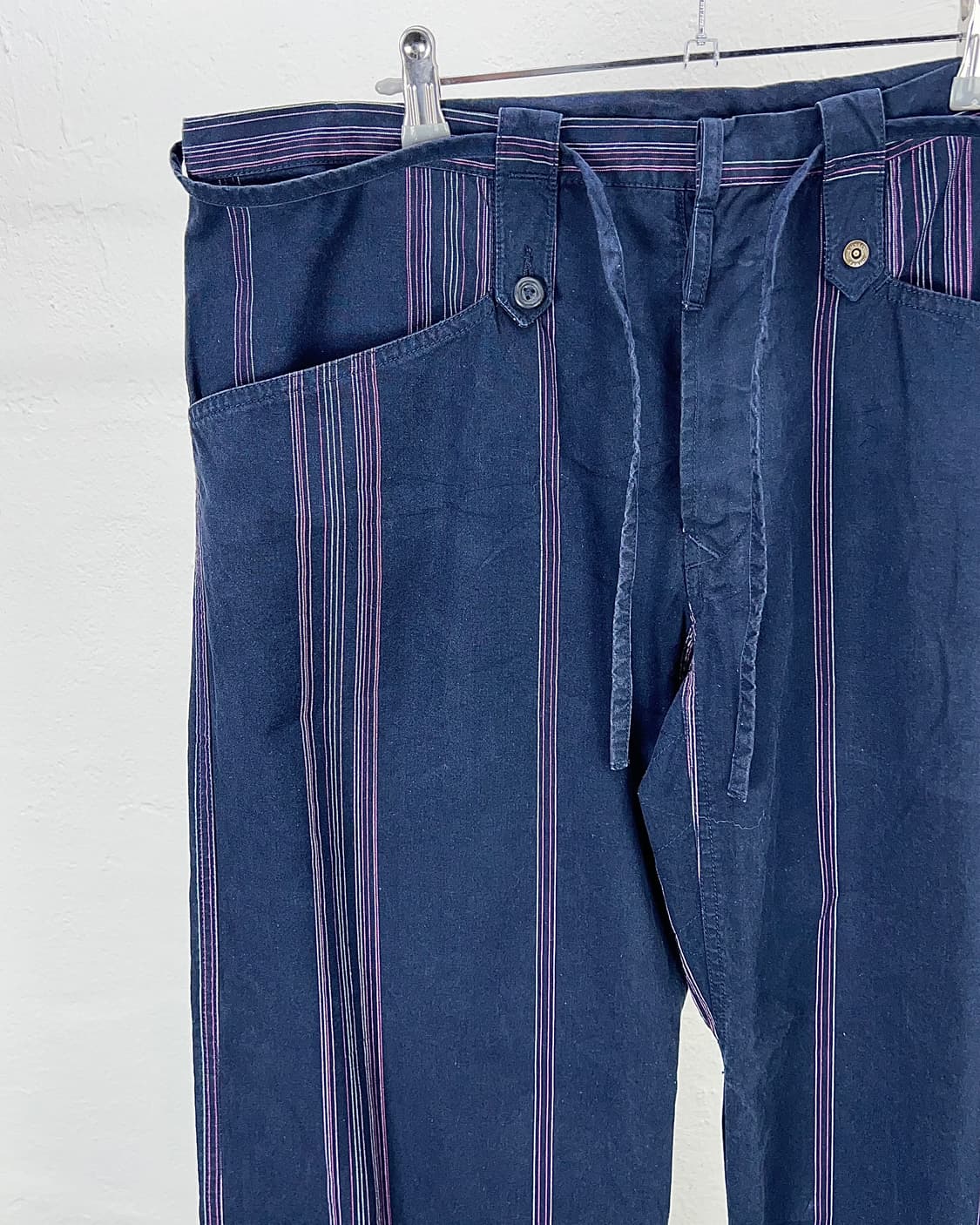 디젤 네이비 드리즐 와이드 드로우 스트라이프 코튼 팬츠 상품이미지2