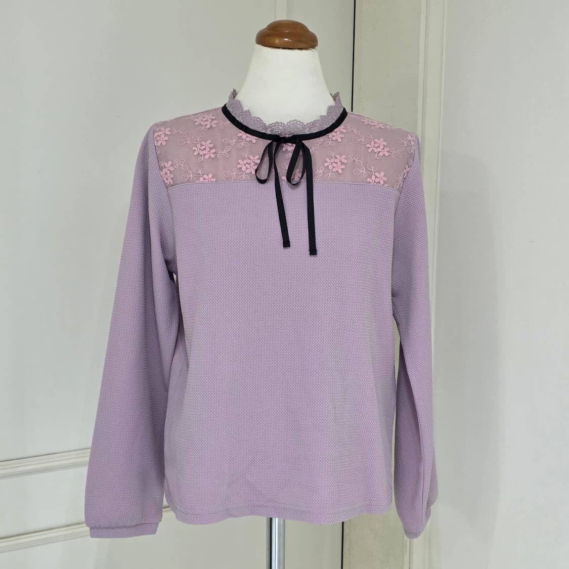 일본빈티지)퍼플x핑크 양산형 플로럴 레이스 핀터깔 로맨틱 리본 블라우스 상품이미지3