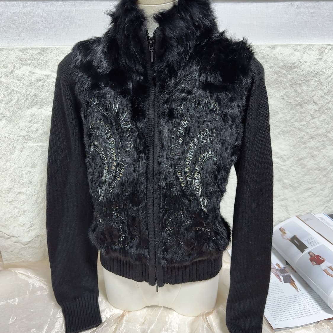 빈티지 홍콩 INTOO 양두지퍼 자수 토끼털 니트자켓 상품이미지2