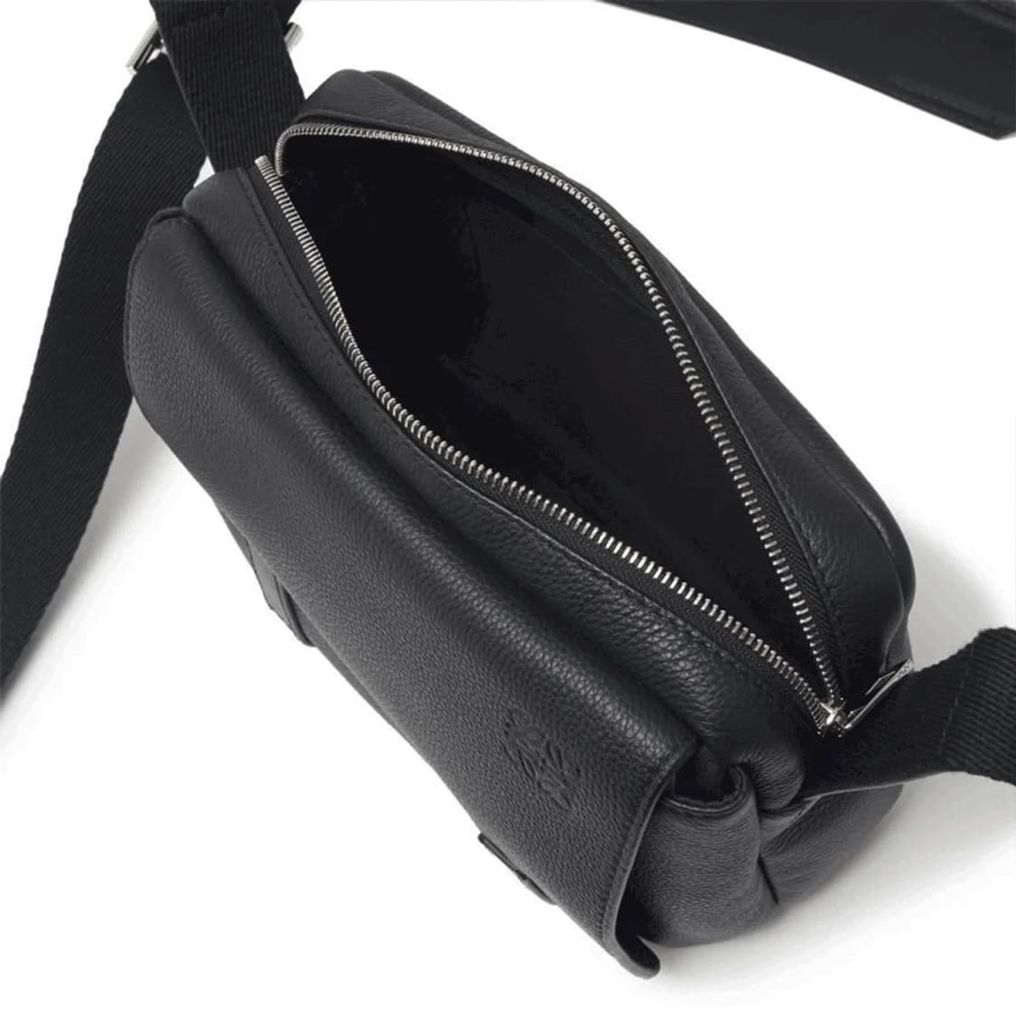 LOEWE 밀리터리 XS 메신저백 상품이미지4