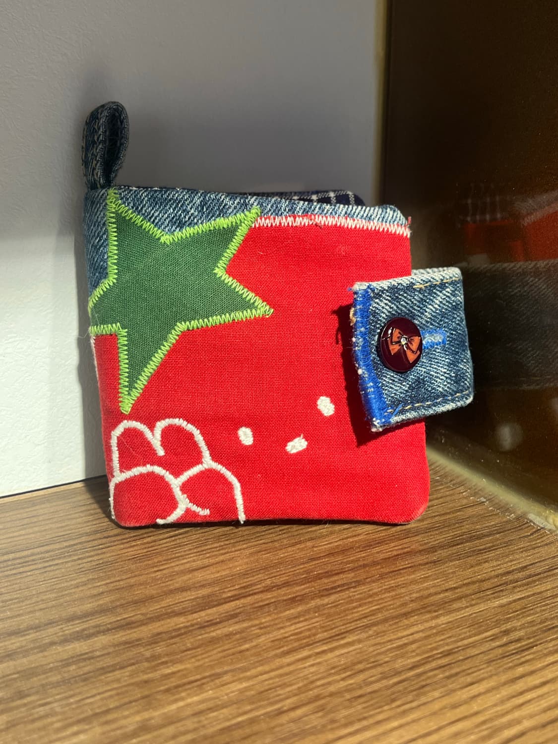 모리걸 패치워크 토마토 캐릭터 단추 지갑 상품이미지1