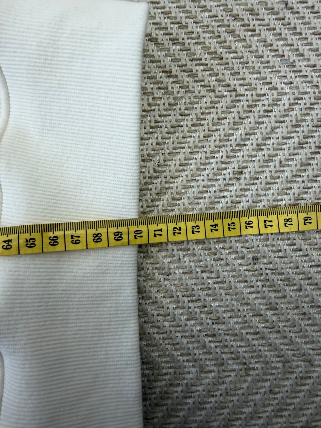 정품) 아미 신형 스몰 하트 로고 맨투맨 M  상품이미지10