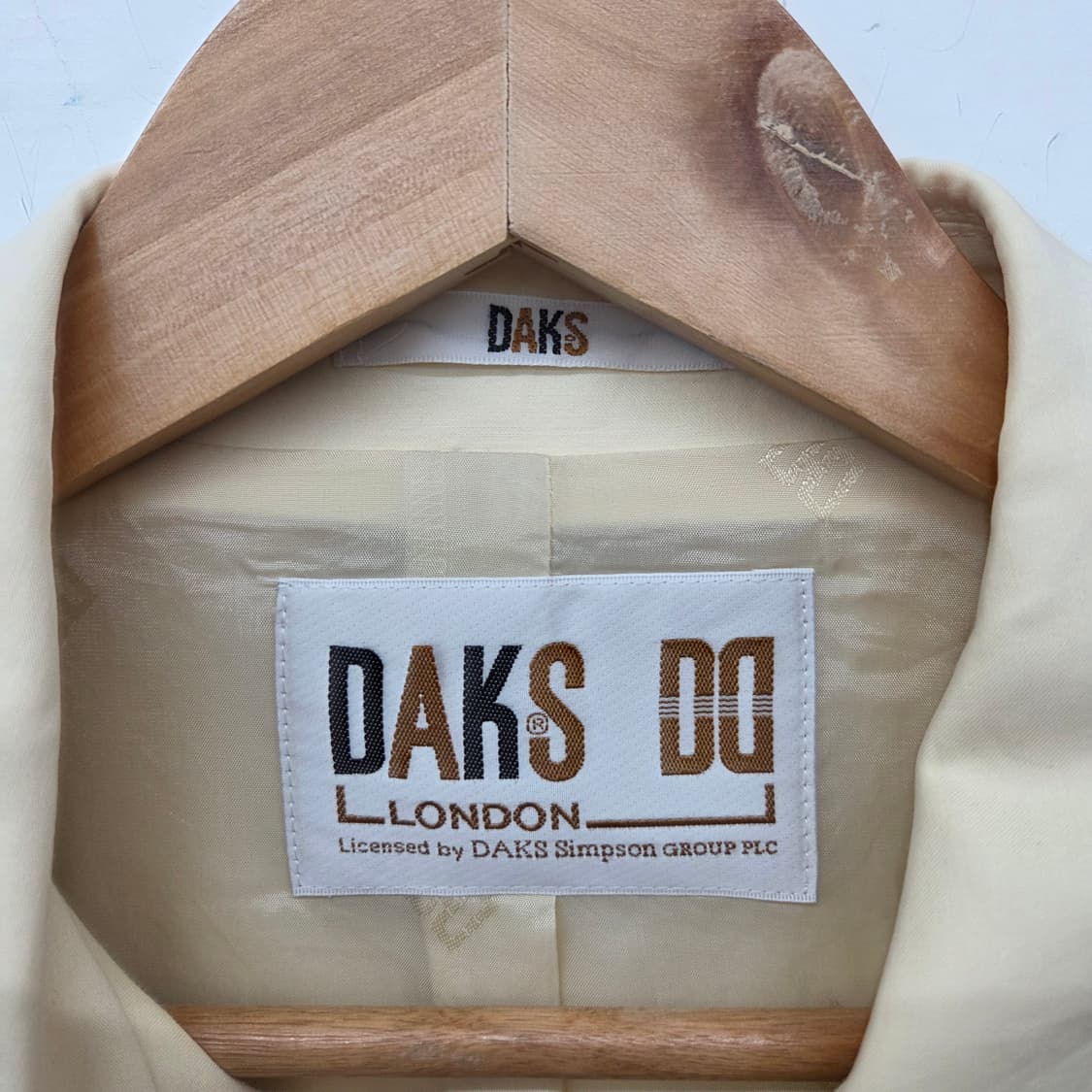 닥스 아이보리색 여성 코트 여m 상품이미지4