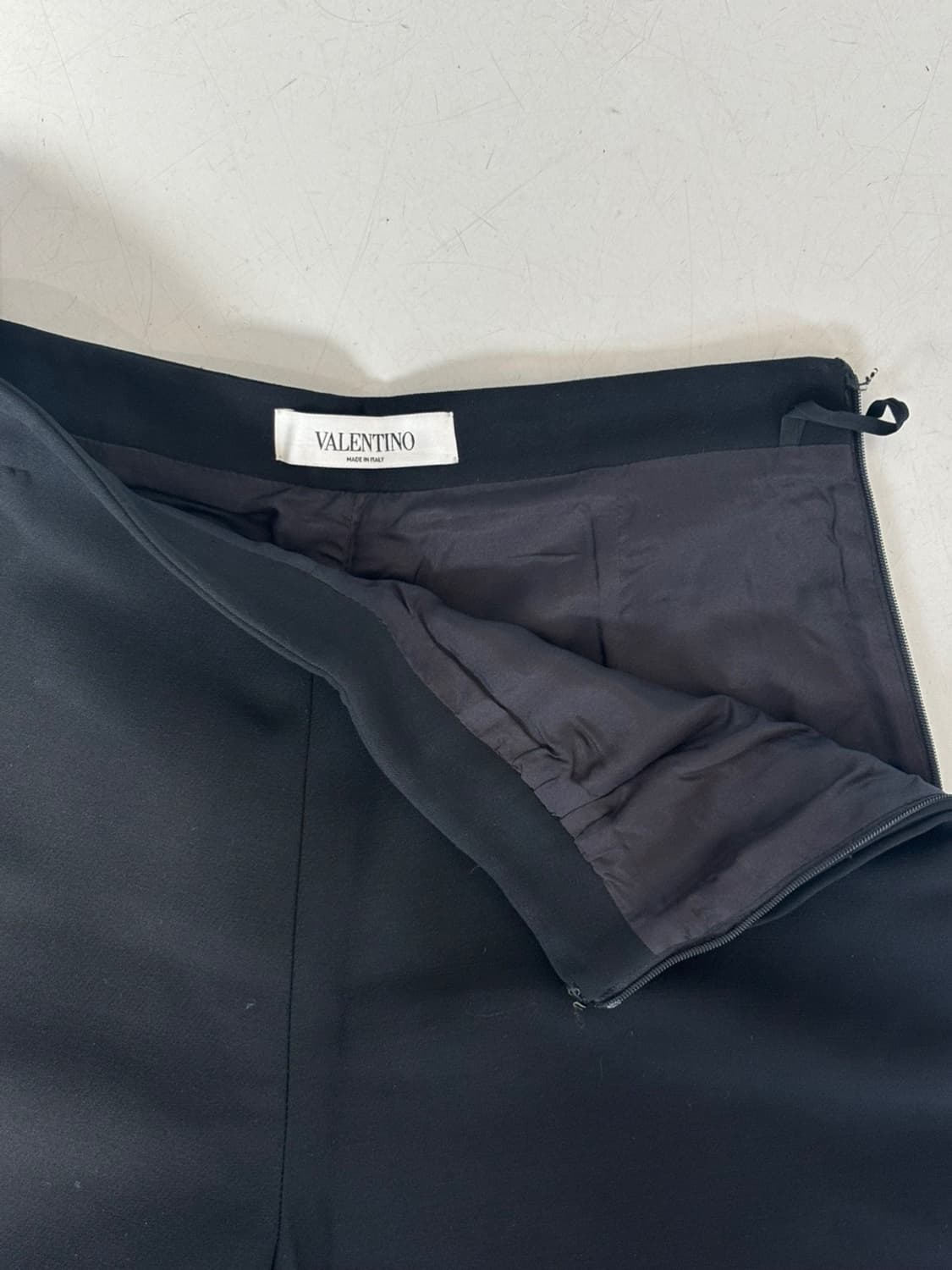 Valentino Wool Bermuda Shorts 상품이미지4