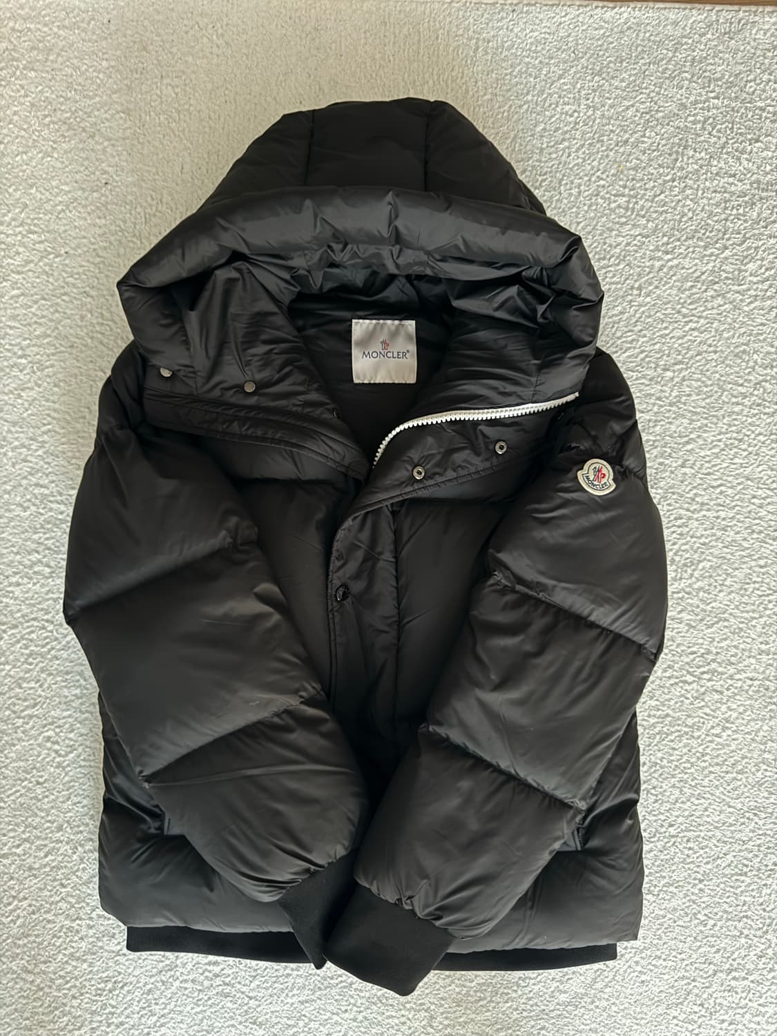 몽클레어 패딩 상품이미지1