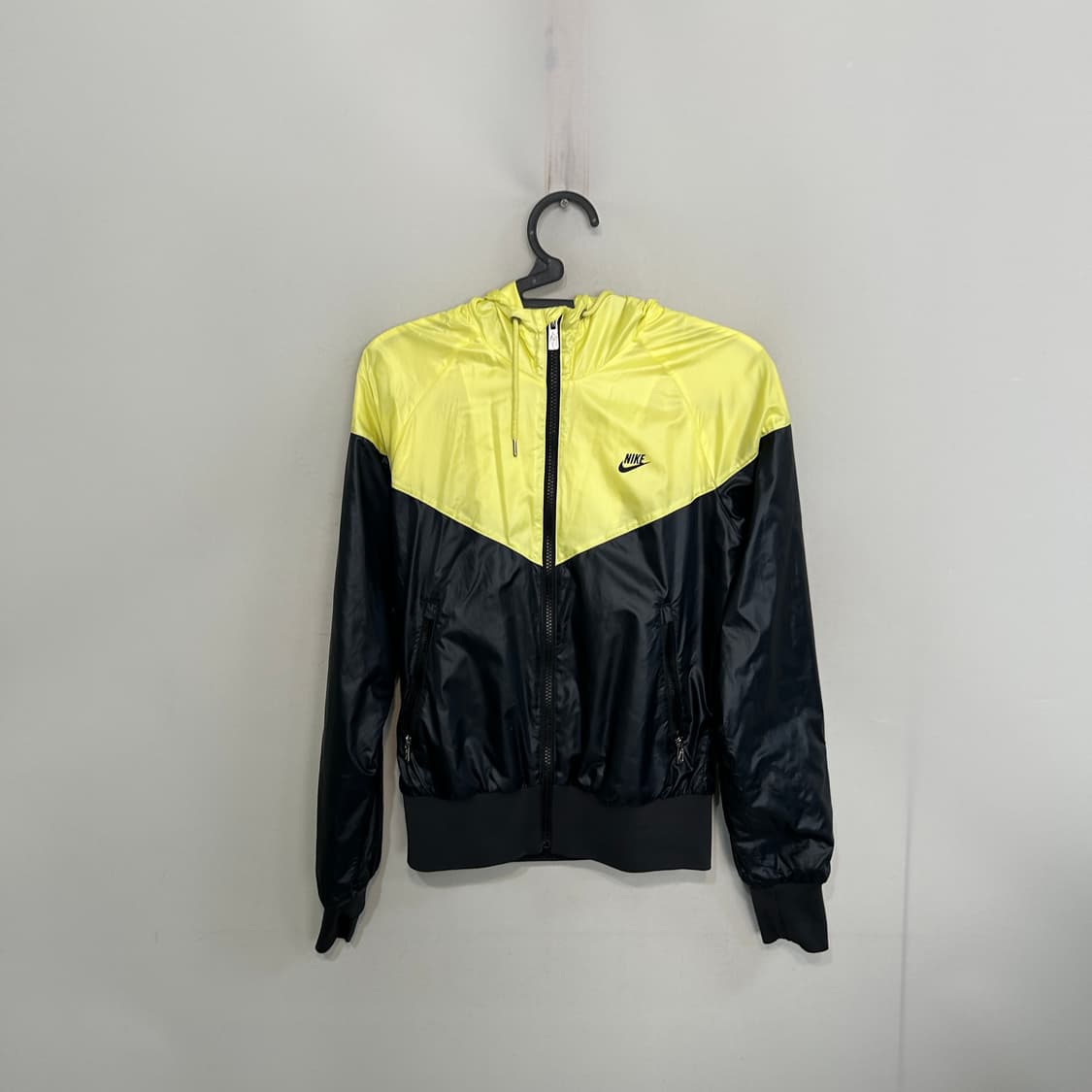 나이키 여성 윈드러너 러닝 바람막이 S 55  상품이미지1