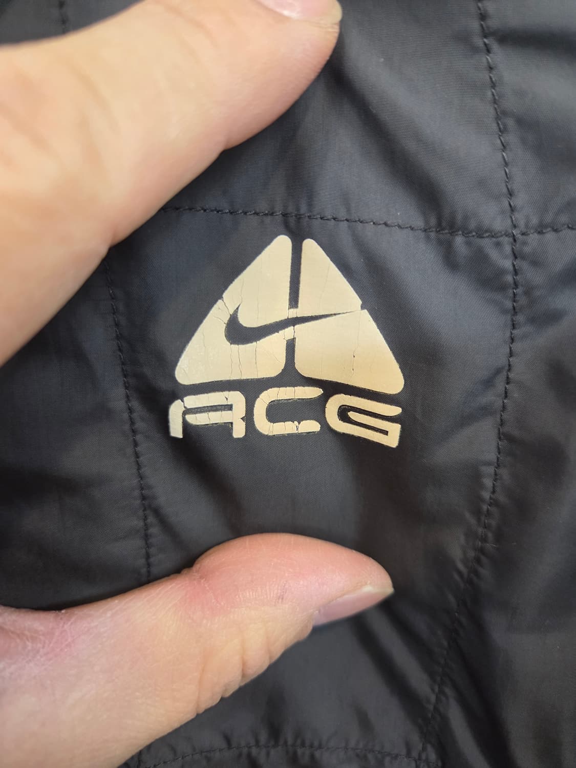 나이키 acg 올드스쿨 여성 조끼겸용 방풍 경량패딩 자켓 m 상품이미지8