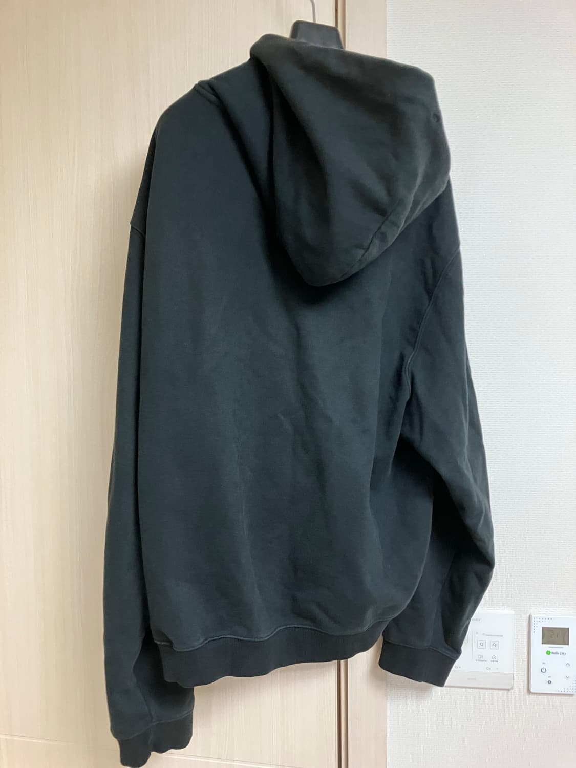 언타이틀드 아이딜 후드 집업 초판 상품이미지4