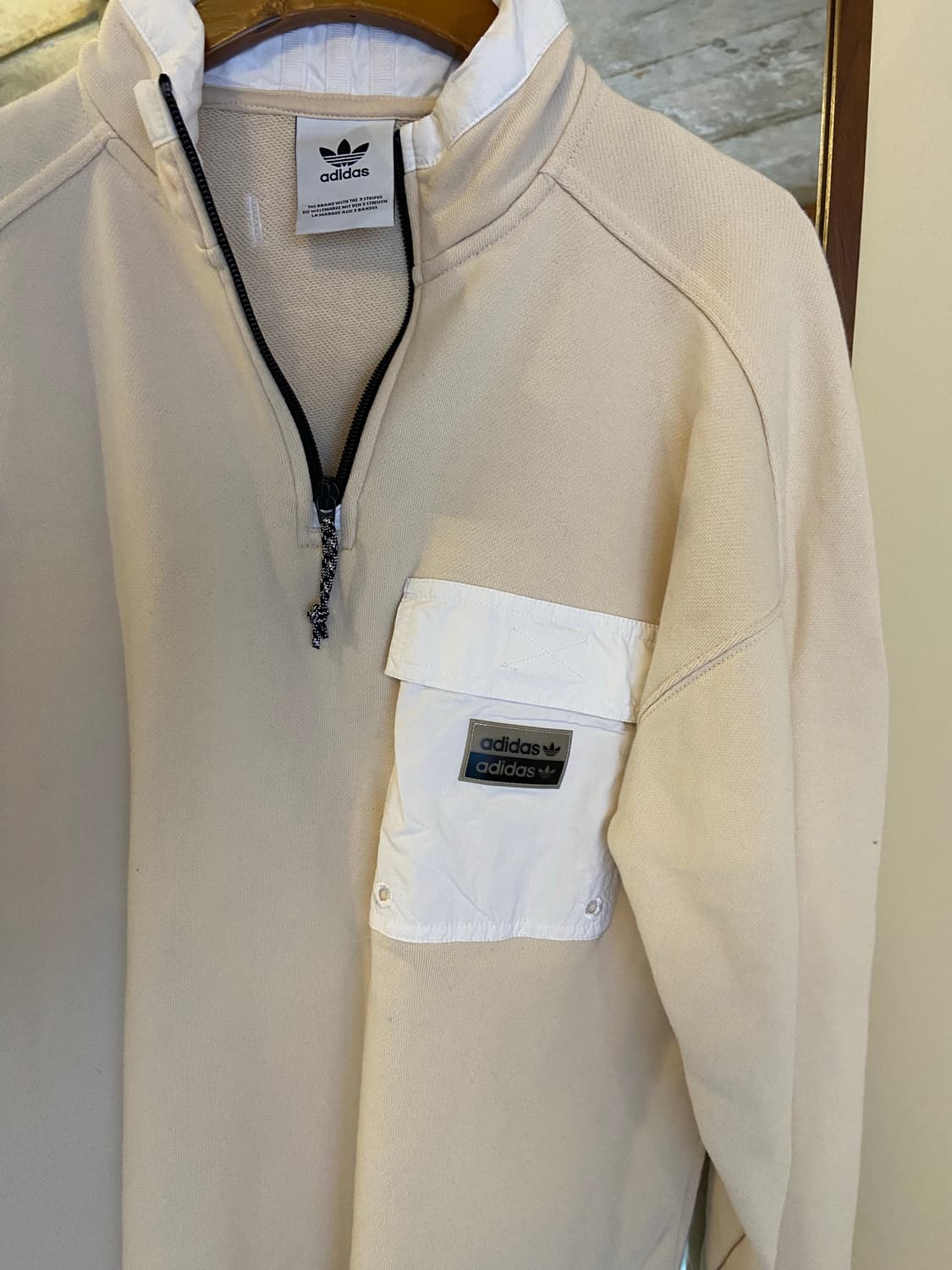 아디다스 하프집업 맨투맨 아이보리 상품이미지4
