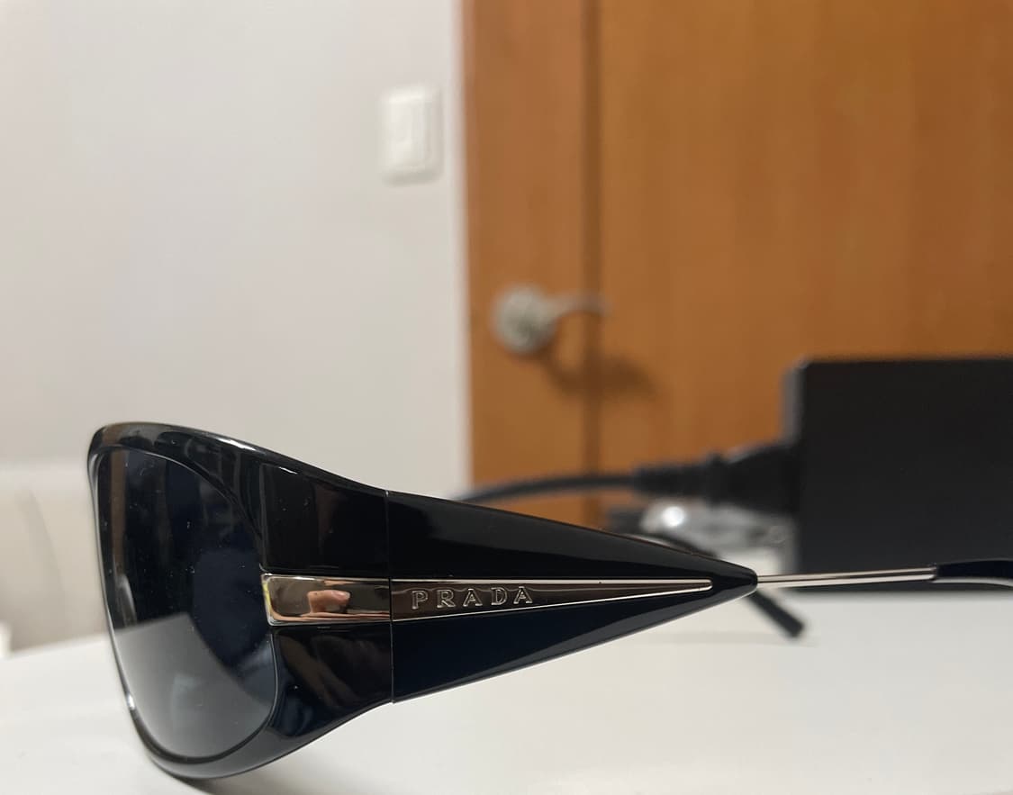 프라다 06ss 선글라스 보증카드 포함 상품이미지3