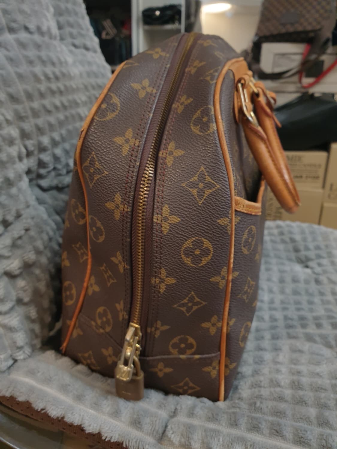 루이뷔통 가방 팔아요 상품이미지3