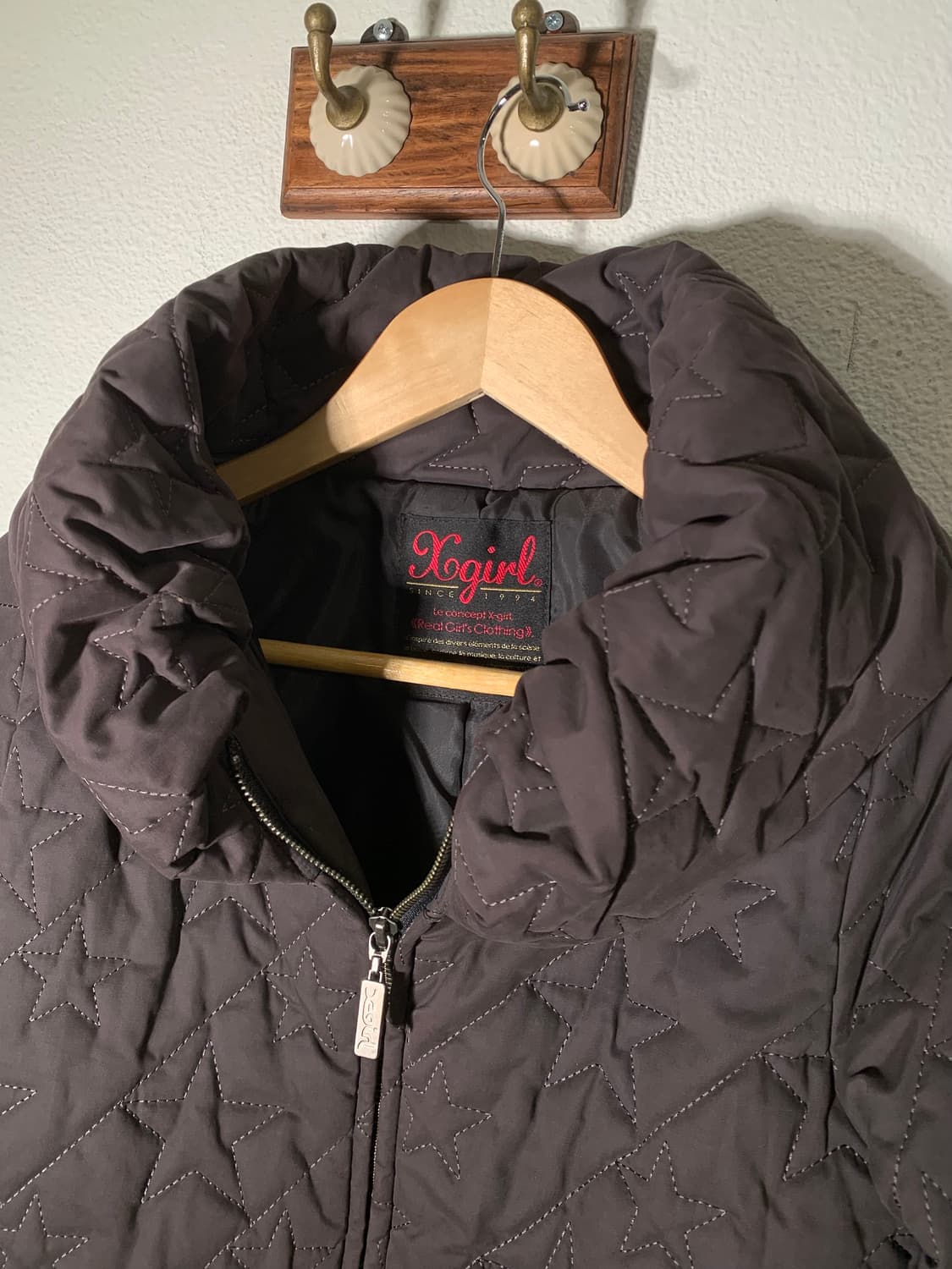 엑스걸 스타퀼팅 하이숄카라 투웨이 차콜 다운자켓 상품이미지3