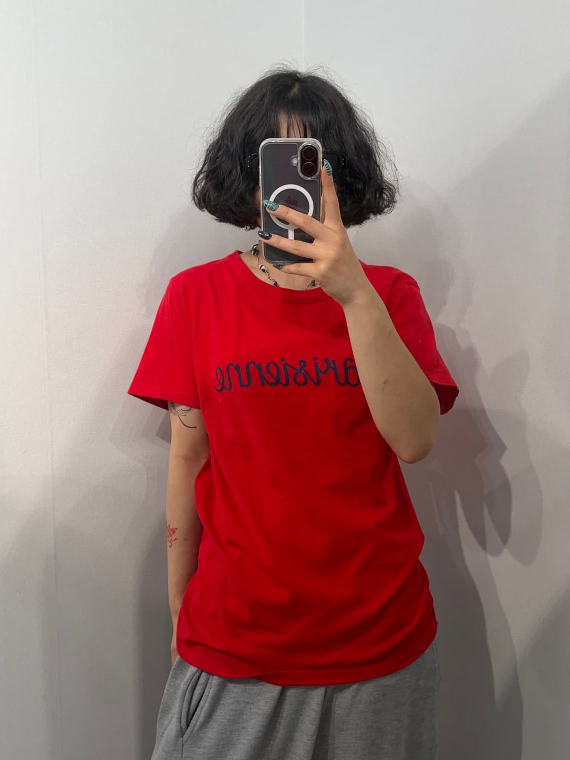 L 메종 키츠네 레드 컬러 파리지엔 반팔 티셔츠  상품이미지1